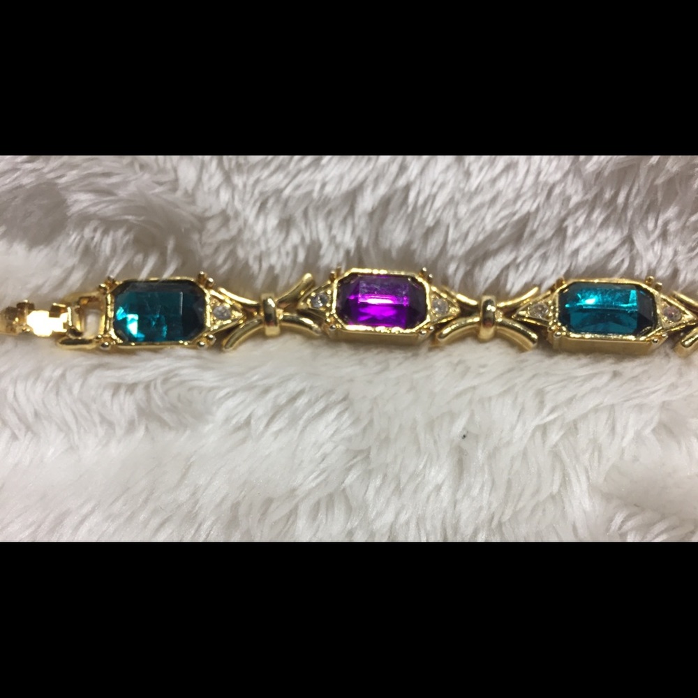 🌷PriceCut🌷GoldtoneBracelet colored faux stones🌷 - Picture 2 of 5